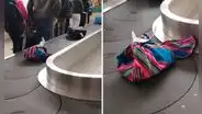 Pasajera usó una lliclla como maleta y sorprende en aeropuerto: “Cuestan caro, un lujo”