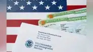 ¡Atención, residentes permanentes en EE.UU.! Los 5 programas válidos para inmigrantes con Green Card