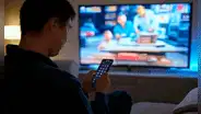 ¿Se rompió el control remoto de tu Smart TV? No compres otro, mejor utiliza tu smartphone