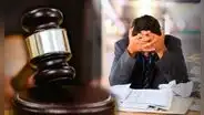Abogado peruano es suspendido por dejar de patrocinar a su cliente para defender a la parte demandante