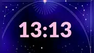 ¿Qué significa ver la hora espejo 13:13 en el reloj?