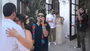 Mauricio Mesones cantó 'La cumbia del amor' en la boda de Giacomo Bocchio y Brenda Dávila: "Cumplió su promesa"
