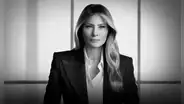 Elegancia y firmeza: Melania Trump presenta su nuevo retrato oficial como primera dama de Estados Unidos