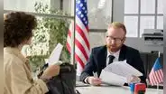 Inmigrante en USA: la regla migratoria que te ayudará a obtener la naturalización en Estados Unidos, según USCIS