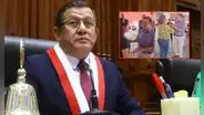 Eduardo Salhuana es captado bailando con trabajadores del Parlamento en campeonato deportivo