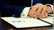 Por qué los aranceles de Donald Trump podrían elevar el precio de los seguros de auto, según la CNBC