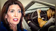 ¿Qué pasará con los datos de inmigrantes indocumentados con licencia de conducir en Nueva York? Kathy Hochul responde a la demanda