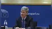 Jeffrey Sachs, reconocido economista, advierte que “ser enemigo de Estados Unidos es peligroso, pero ser su amigo es fatal”