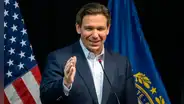 Salario mínimo en Florida 2025: Ron DeSantis promueve nuevo aumento salarial válido desde esta fecha
