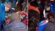 Madre e hijo quedan gravemente heridos tras ser colisionados por auto: conductor se dio a la fuga