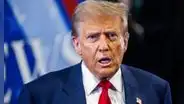 Duro golpe para Trump: justicia de EE. UU. prohíbe temporalmente la deportación de inmigrantes bajo la Ley de Enemigos Extranjeros