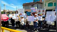 Arequipa: padres no envían a sus hijos al colegio en protesta contra profesor acusado de propagar material obsceno