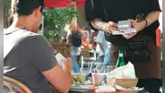 ¿Adiós a las propinas automáticas en Florida? Impulsan proyecto de ley que busca regularlas en los restaurantes