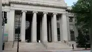 Matrícula gratuita en la mejor universidad del mundo: ¿qué estudiantes podrán beneficiarse este otoño en EEUU?