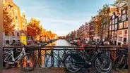 Ámsterdam se convirtió en la capital mundial del ciclismo: ¿por qué utilizan más bicicletas que autos?