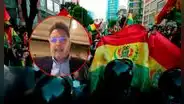 Economista boliviano sobre escasez de combustible y aumento de precios tras crisis económica en su país: "No hay dinero, no hay recursos"