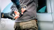 Malas noticias para inmigrantes en EEUU: un estado implementa nuevas medidas para arrestar indocumentados por delitos menores