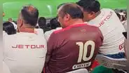 Hincha desata risas en TikTok al ponerse una camiseta de Universitario con curioso estampado: “Remate es remate”