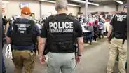 Inmigrantes en California: estos nuevos proyectos de ley bloquearían las redadas ICE en escuelas y universidades
