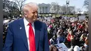 Duro golpe de Donald Trump: estudiantes inmigrantes en EEUU podrían perder visa y ser deportados