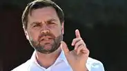 La tajante postura de J. D. Vance sobre las Green Card en Estados Unidos y recuerda a inmigrantes que se pueden revocar