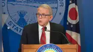 Estas son las nuevas leyes firmadas por Mike DeWine que entrarán en vigor en Ohio este 9 de abril