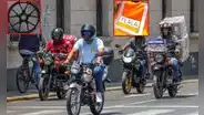 Cintas reflectivas y placa bordada para motociclistas: cuándo entra en vigencia medida y cuánto cuestan estos objetos