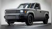 Jeff Bezos arrincona a Musk: Amazon lanza una pickup eléctrica y a bajo costo que será la competencia de Tesla