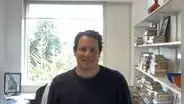 Historiador Adrián Lerner cuestiona alianza entre el Ejecutivo y el Congreso.