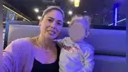 Inmigrante cubana es obligada a dejar a su bebé de 1 año tras ser deportada por ICE en EEUU