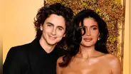 Kylie Jenner y Timothée Chalamet protagonizan romántico beso en juego de los Lakers ante Minnesota