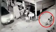 Tres niños atropellados por una camioneta en SJL: cámaras captaron el momento exacto
