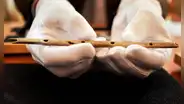 El instrumento musical más antiguo tiene 42.000 años, sigue funcionando y fue hecho con huesos de aves y colmillos de mamut