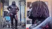 Nueva York: qué se sabe de la estatua de una mujer afromearicana de bronce que apareció en Times Square