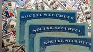 Este grupo de beneficiarios del Seguro Social recibirán tres pagos en mayo: cómo saber si califico