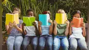 La clave del éxito infantil: leer desde el balbuceo, un estudio revela su impacto en el futuro académico y laboral