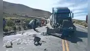 Fuerte choque entre miniván y cisterna deja 8 heridos de gravedad en vía Arequipa-Puno