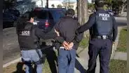 Inmigrantes en Texas deben portar este documento en la calle para evitar ser deportado por el ICE