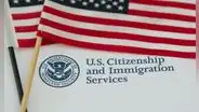 USCIS señala los requisitos que los inmigrantes deben cumplir para obtener la Green Card en 2025