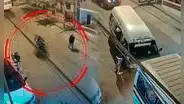Video muestra el momento exacto del ataque a combi en Independencia que dejó un niño fallecido