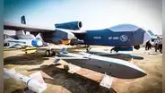 China revela su arma secreta: el dron Jiu Tian que lanza 100 drones kamikaze y supera las defensas de Estados Unidos