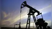 Petroleras de América Latina ajustan estrategia ante caída del precio del crudo