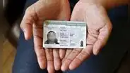 Atención, inmigrante: si tienes alguna de estas visas de EEUU podrás aplicar a la Green Card en 2025