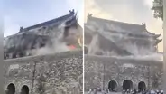 Más de 600 años en pie y cayó tras una reciente restauración: imágenes impactantes del derrumbe de una torre china
