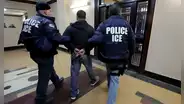 Redada ICE en sitio impensado termina en la captura de un inmigrante que buscaba legalizar su estatus migratorio en EEUU