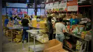 Alimentos gratis para inmigrantes en Florida: ciudades y fechas para recibir comidas y despensas desde junio de 2025