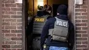 Redadas de inmigración en EEUU: agentes de ICE no podrán ingresar al domicilio de los inmigrantes si no presentan este documento