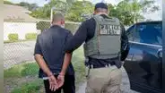 Ocurrió en Florida: ICE arrestó a más de 100 inmigrantes en una de las redadas más grandes de Estados Unidos