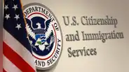 USCIS advierte a inmigrantes en EEUU: solicitar beneficios migratorios podría llevarte al arresto por esta increíble razón