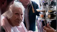 La abuelita de 98 años que conmovió a toda Argentina tras ver por primera vez campeón a Platense: club le organizó una sorpresa